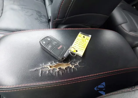 2014 Jeep Cherokee Trailhawk z USA, uszkodzony, nr VIN 1C4PJMBS8EW211436